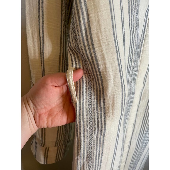 Faherty | White and Blue Striped Women's Dream Cotton Iris Dress Size Medium - Picture 5 of 7